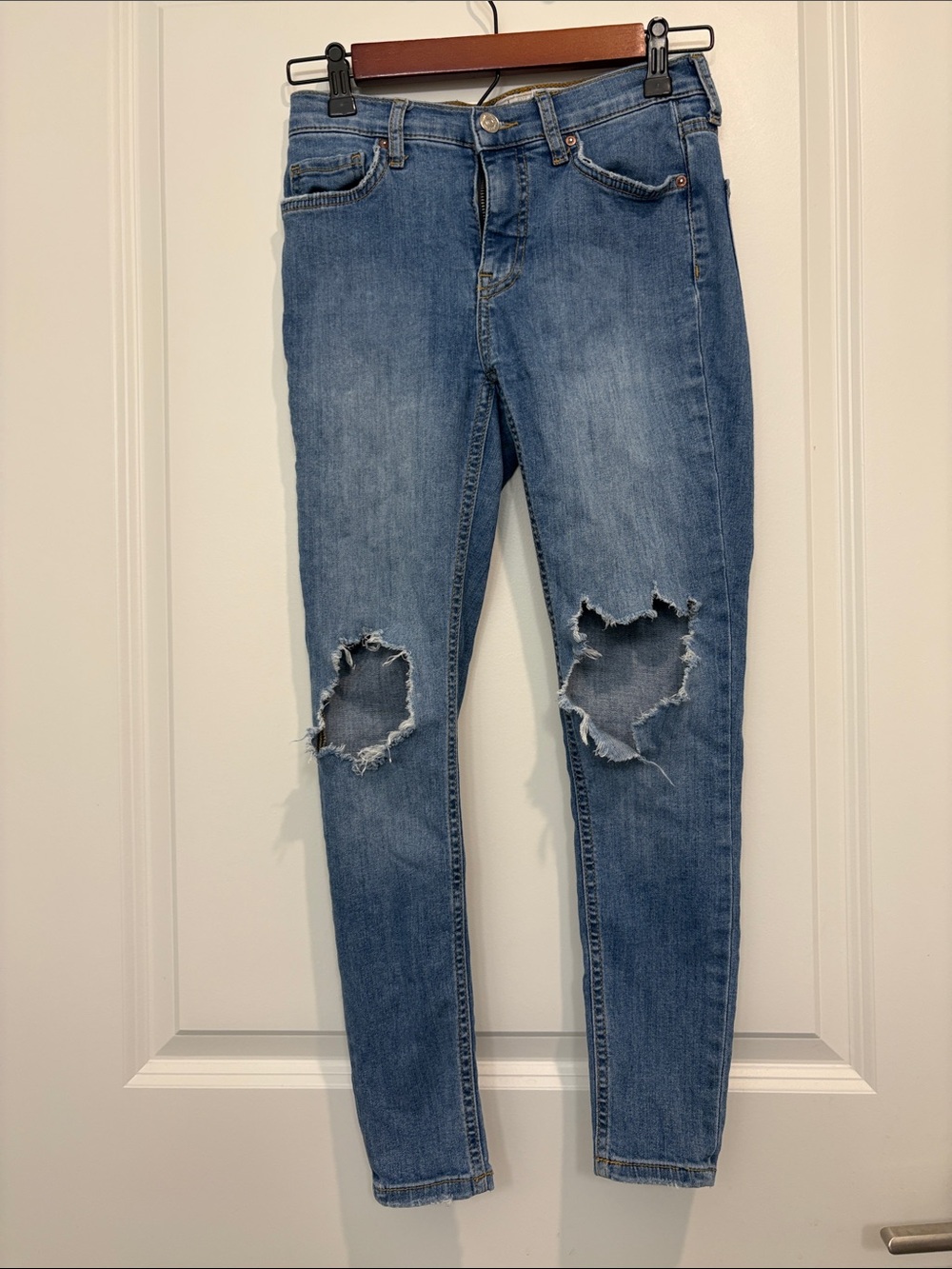 Free People Distressed Blue Skinny Jeggings
